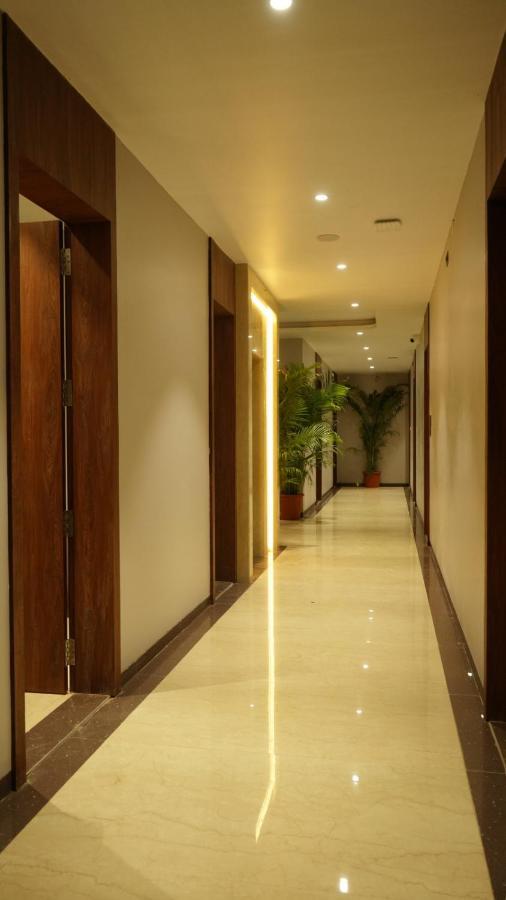 Alaukik Hotel Best Hotel In Shirdi Exterior foto