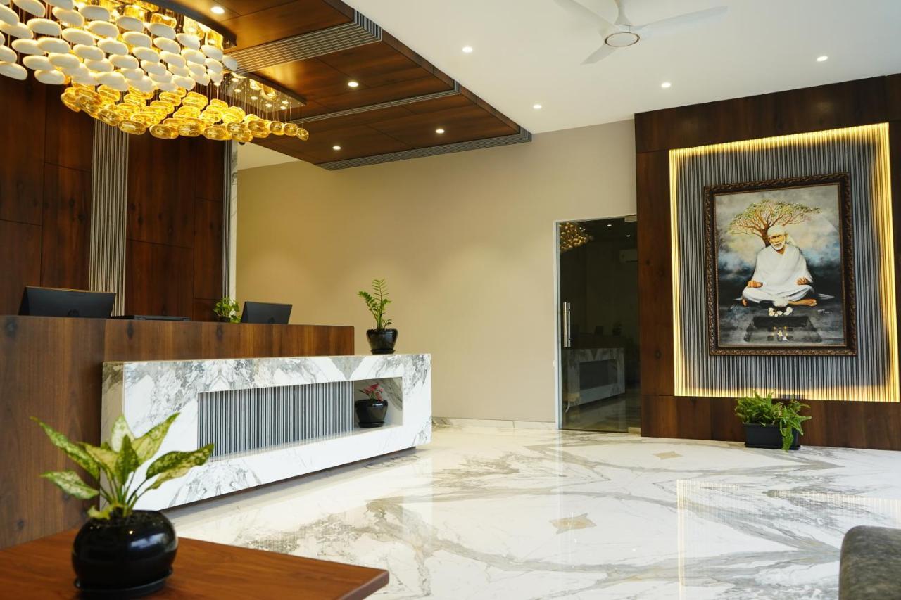 Alaukik Hotel Best Hotel In Shirdi Exterior foto