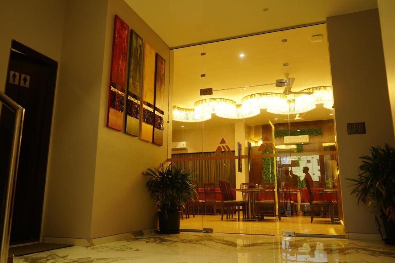 Alaukik Hotel Best Hotel In Shirdi Exterior foto